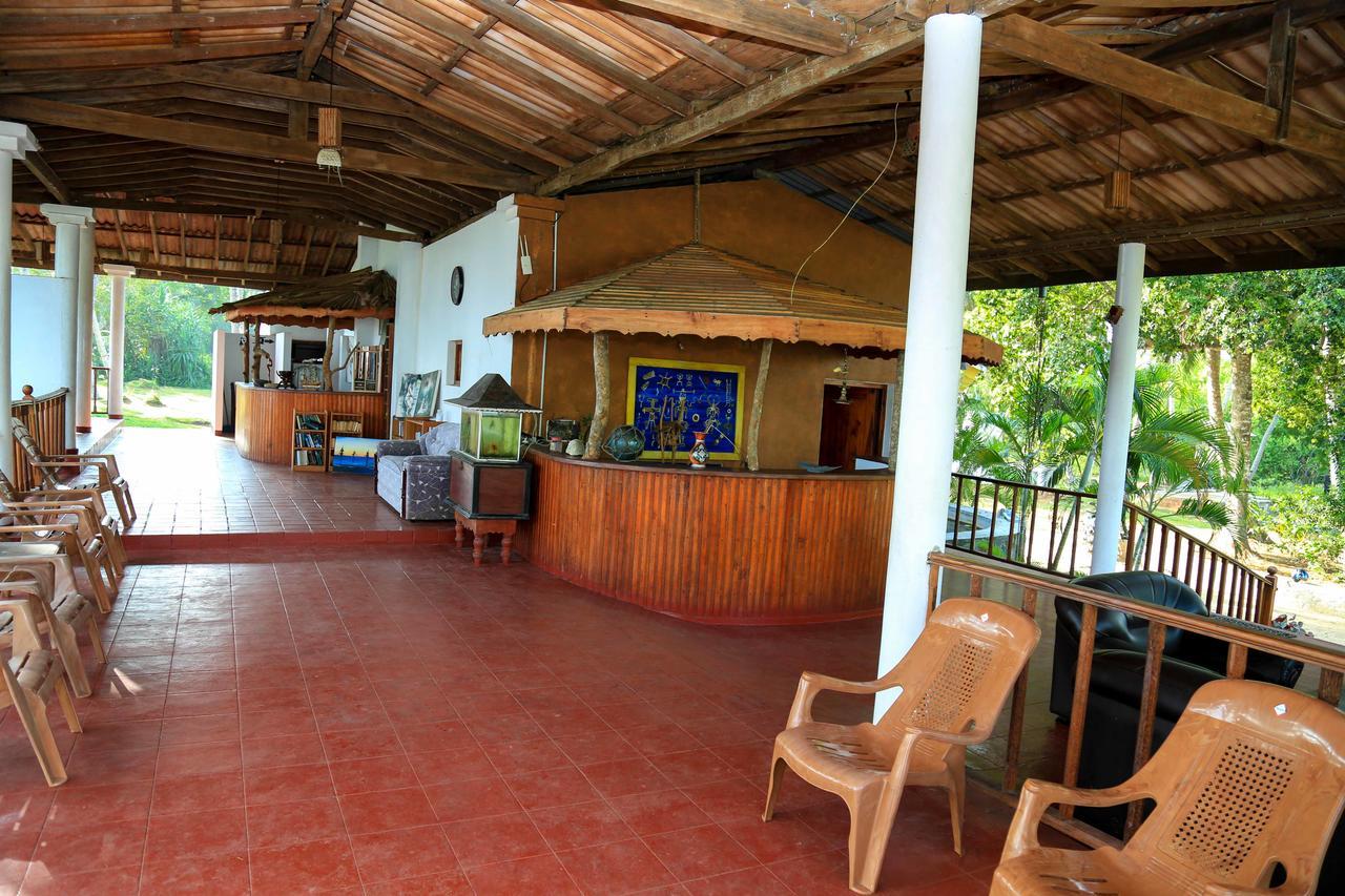 Darwins Beach Resort Tangalle Bagian luar foto