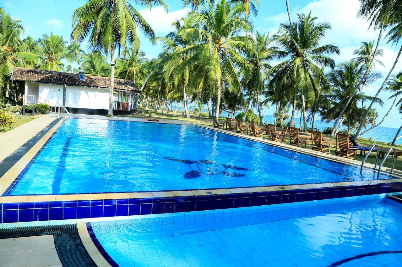 Darwins Beach Resort Tangalle Bagian luar foto