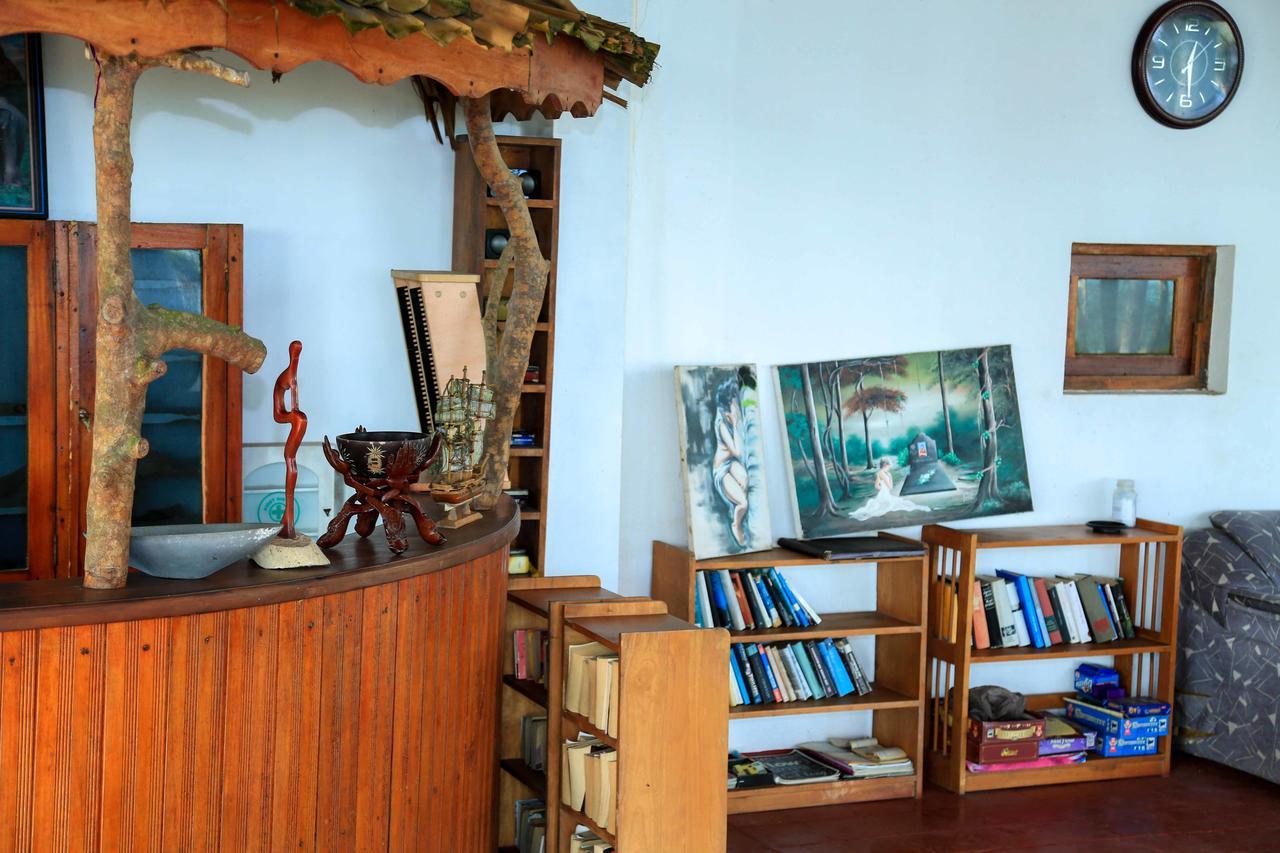 Darwins Beach Resort Tangalle Bagian luar foto