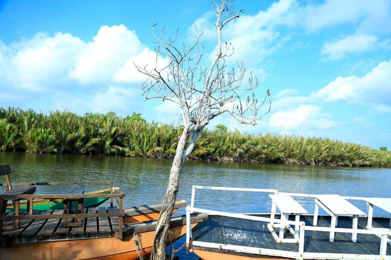 Darwins Beach Resort Tangalle Bagian luar foto